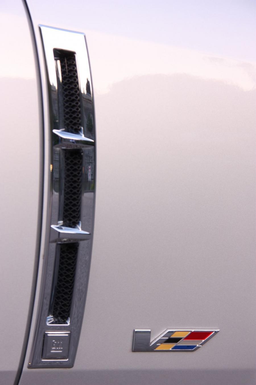  Cadillac XLR-V 2009 года  (фото 50 из 55)